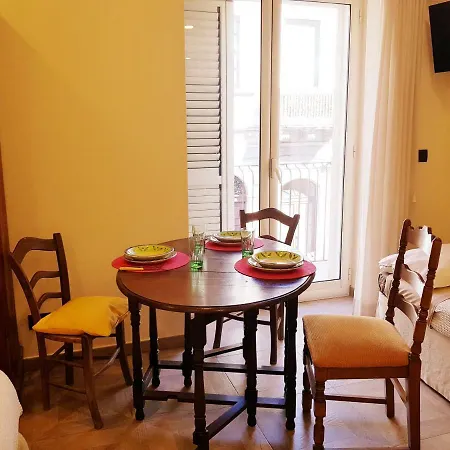 A Casa Vostra Διαμέρισμα *